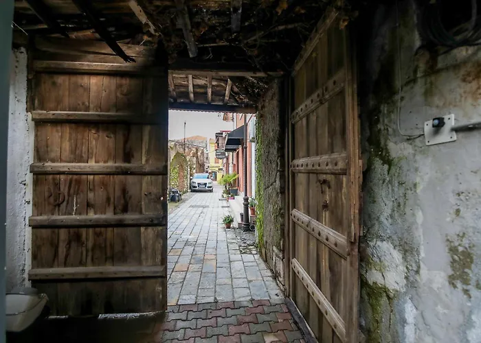 N'baz - Pedonale, Appartamento *