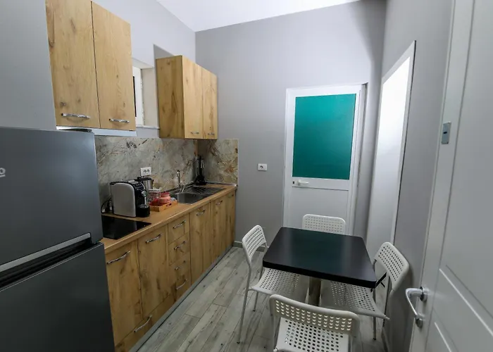 아파트 N'baz - Pedonale, *